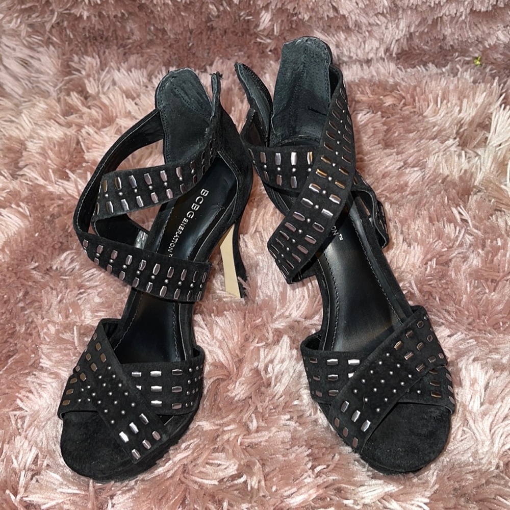 Black BCBG platform heels